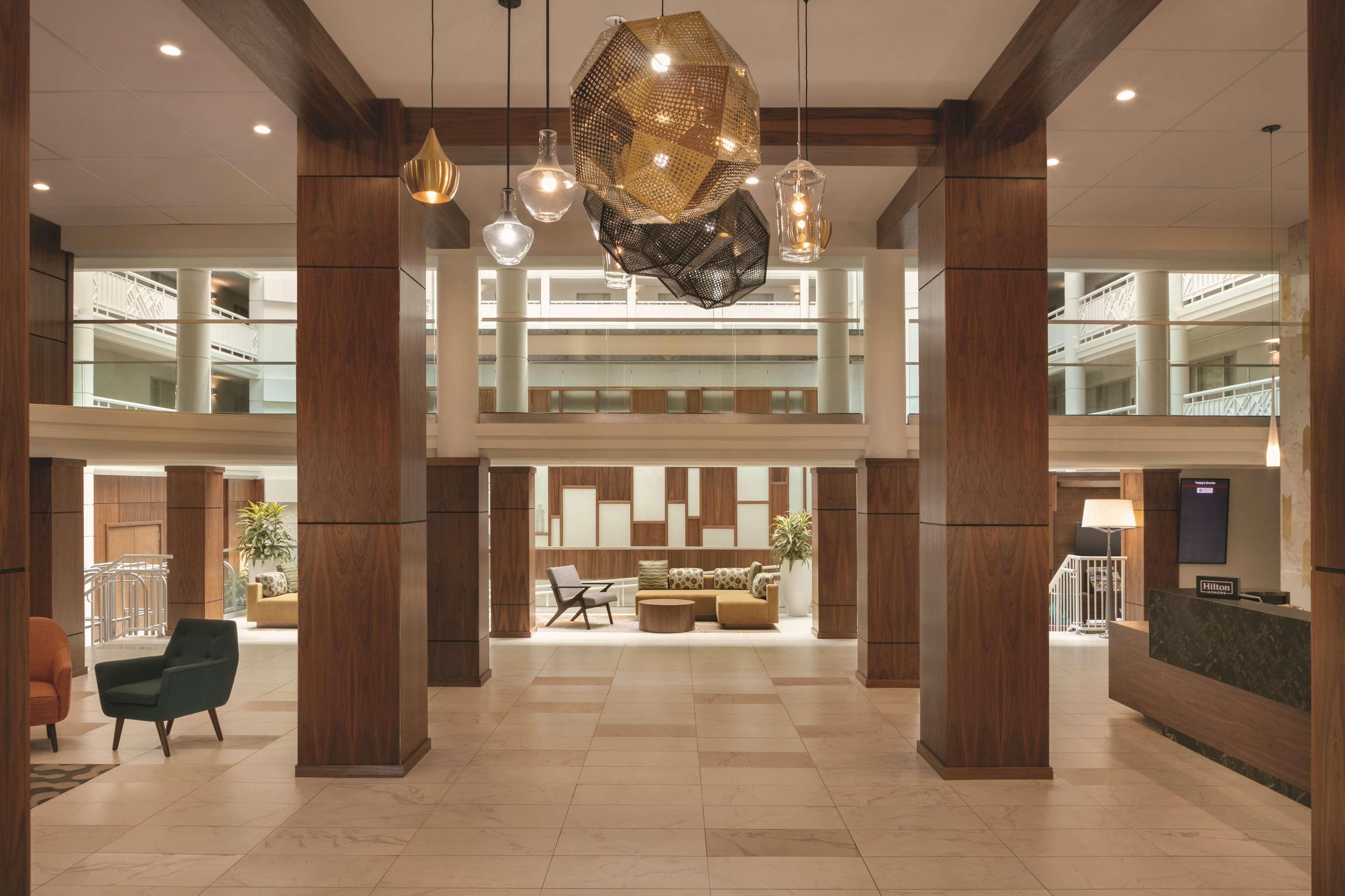 Embassy Suites By Hilton Richmond Dumbarton Exteriér fotografie