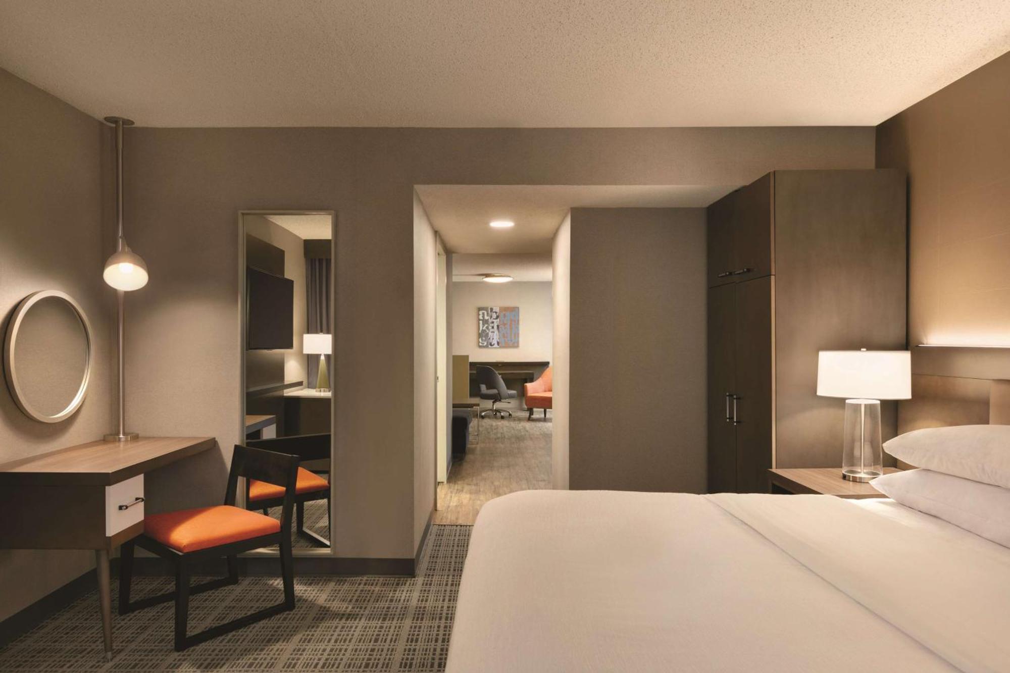 Embassy Suites By Hilton Richmond Dumbarton Exteriér fotografie